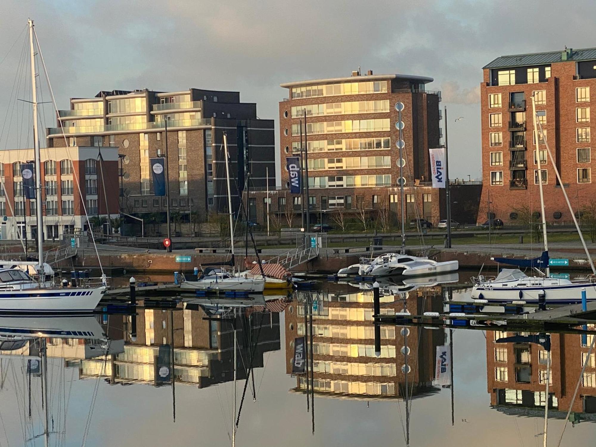 Port Marina "Schlagseite" Apartment Bremerhaven Bagian luar foto